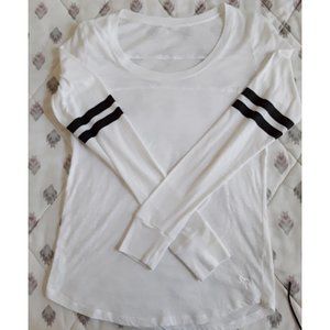 PINK Sporty Scoop neck Long Sleeve Tee